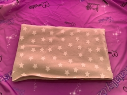 ZBYTEK - teplákovina alpenfleece hvězdy na růžové 47 cm 70 kč