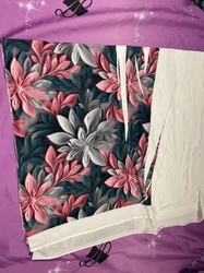 ZBYTEK ÚPLET - milk silk -květy(kaz světlé čárky) 31 cm 
