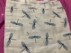 ZBYTEK mušelín. Modré vážky 110 cm 
