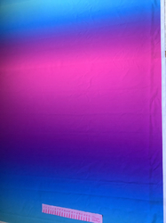 ZBYTEK Kazovka Silky  umělé hedvábí vzor ruzovomodré ombre opakování 100cm - občas flíček - 40 CM
