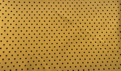ZBYTEK Silky  umělé hedvábí puntíky na hořčičné - 110 CM